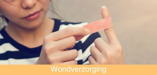 ABENA Healthcare wondverzorging - het knippen van pleisters